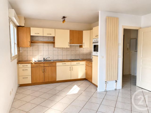 Appartement F2 à louer - 2 pièces - 45.0 m2 - BRUNOY - 91 - ILE-DE-FRANCE - Century 21 Ougier