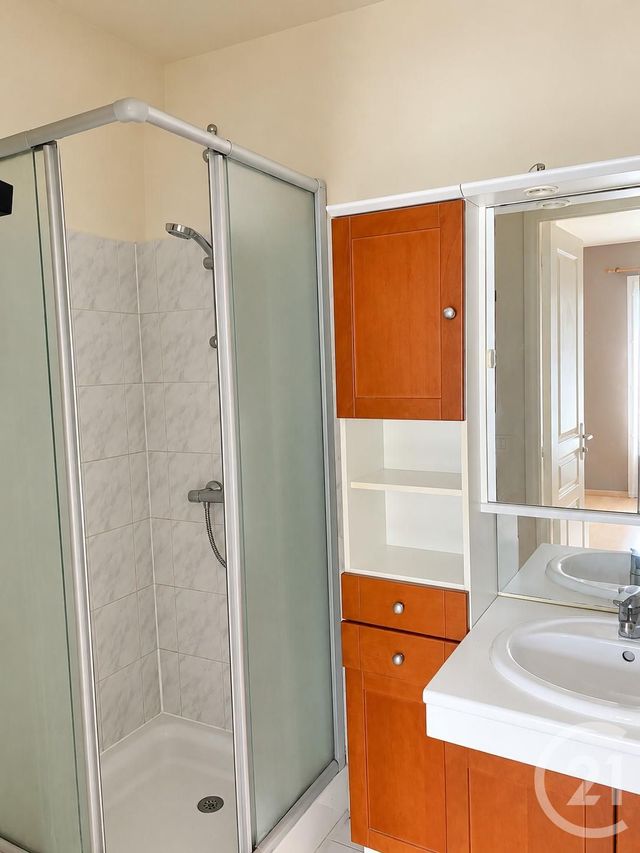 Appartement F2 à louer - 2 pièces - 45.0 m2 - BRUNOY - 91 - ILE-DE-FRANCE - Century 21 Ougier