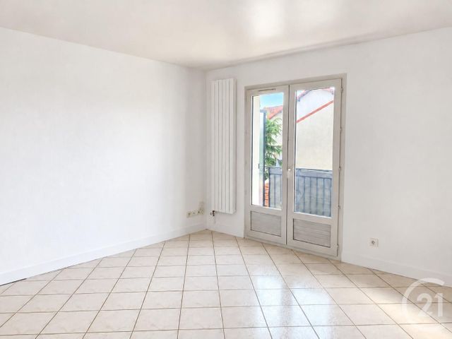 Appartement F2 à louer - 2 pièces - 45.0 m2 - BRUNOY - 91 - ILE-DE-FRANCE - Century 21 Ougier