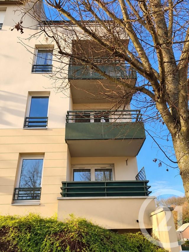 Appartement F3 à louer - 3 pièces - 61.5 m2 - BOUSSY ST ANTOINE - 91 - ILE-DE-FRANCE - Century 21 Ougier